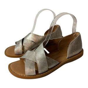 Born ITHICA sandals Light Gold Panna Cotta metallic leather sandals size 7M.